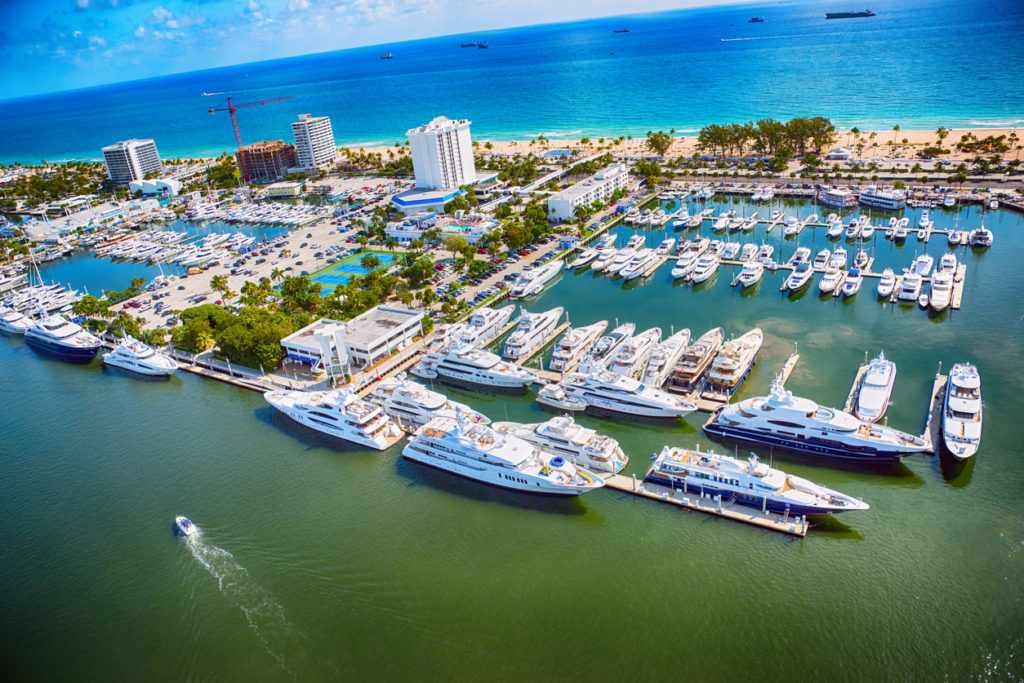 Have Your Yacht Windows Clean for the Ft. Lauderdale International Boat Show